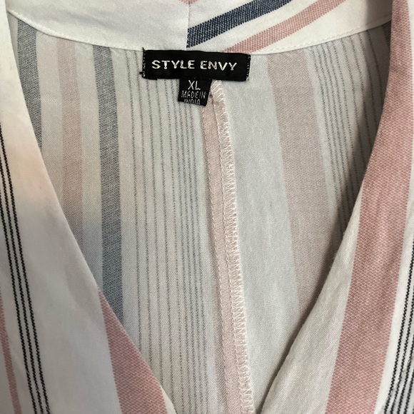 Striped Crop Top! - Picture 3 of 4